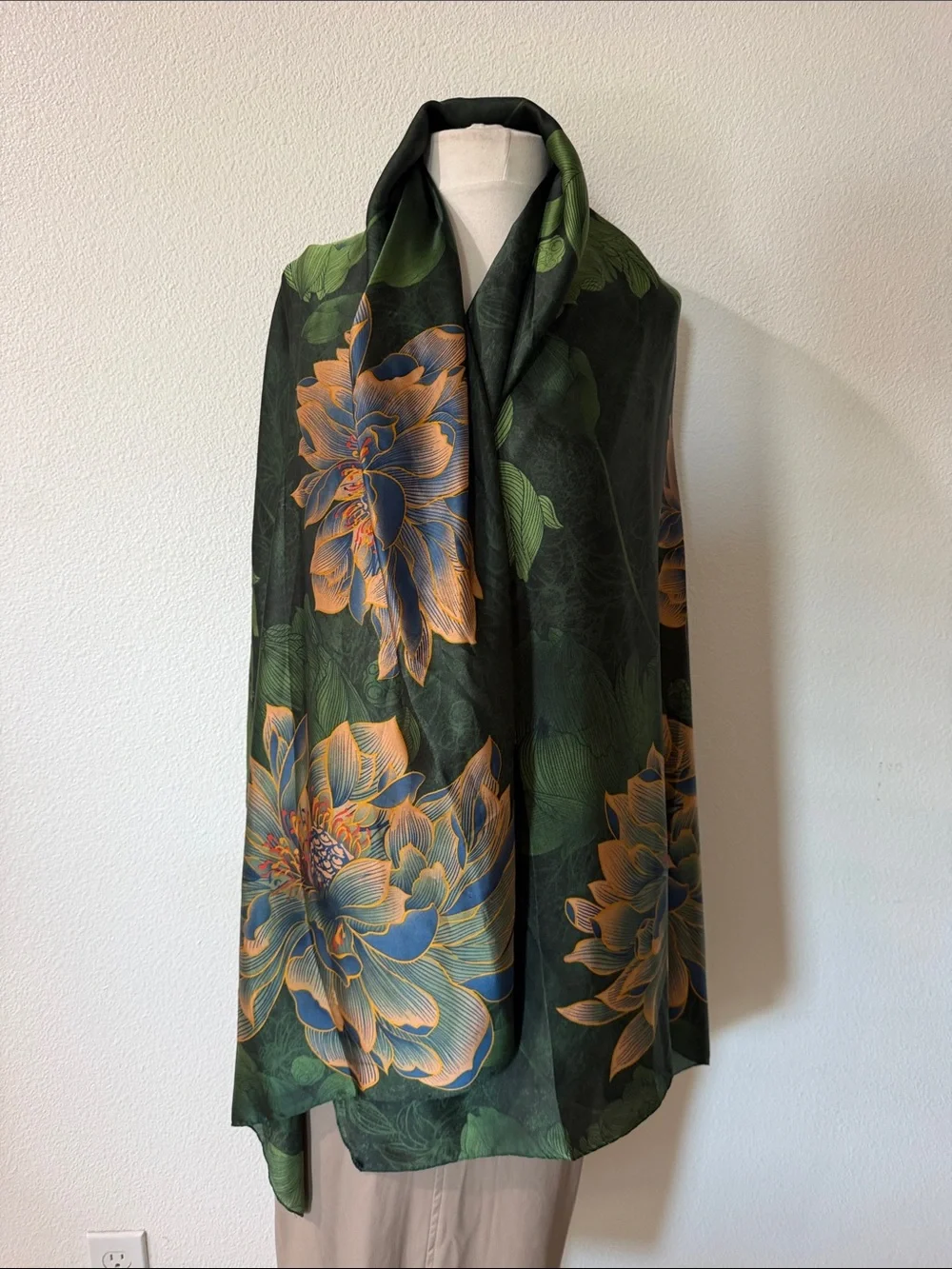Green Floral Silk-Feel Scarf - Elegant Women’s Accessory